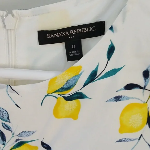 Banana Republic White Dress with Lemon Print - Picture 2 of 5